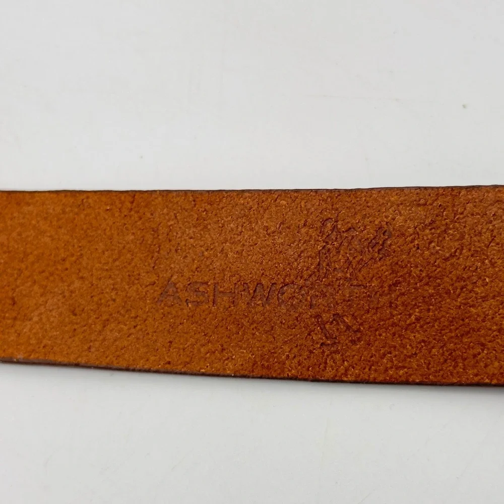 Ashworth Mens Brown Full Grain Leather Golf Belt Embossed Plaque Buckle Size 32